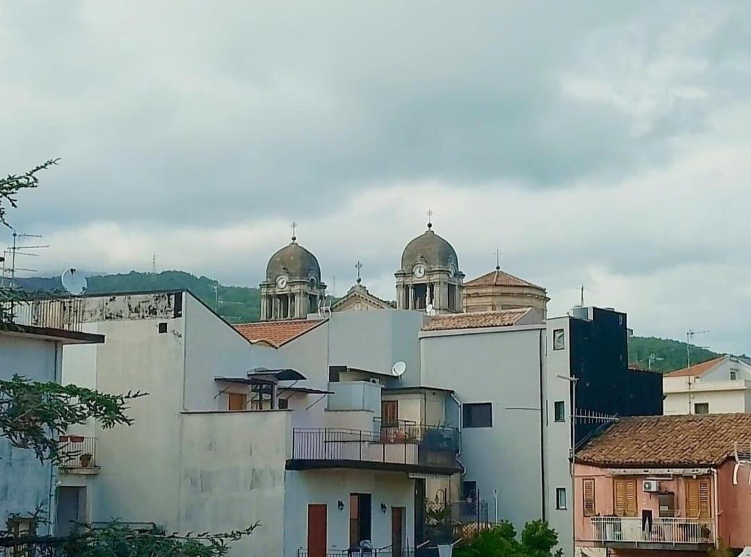 Mary Etna Apartments Zafferana Etnea Esterno foto