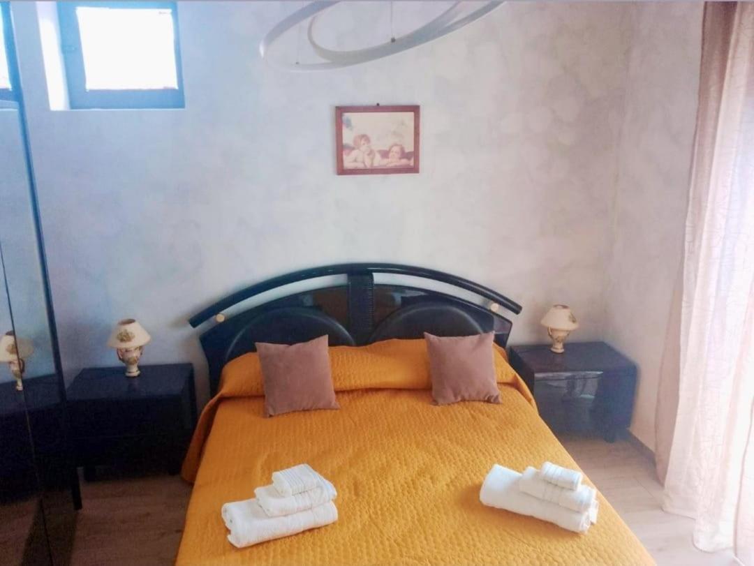 Mary Etna Apartments Zafferana Etnea Esterno foto