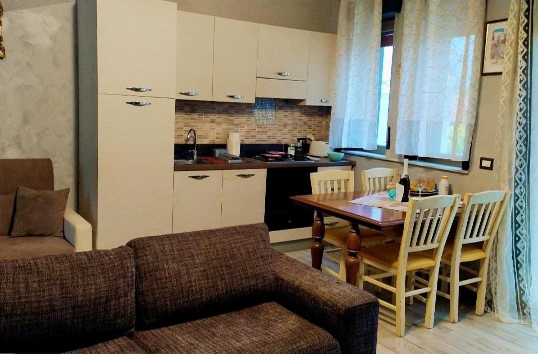 Mary Etna Apartments Zafferana Etnea Esterno foto